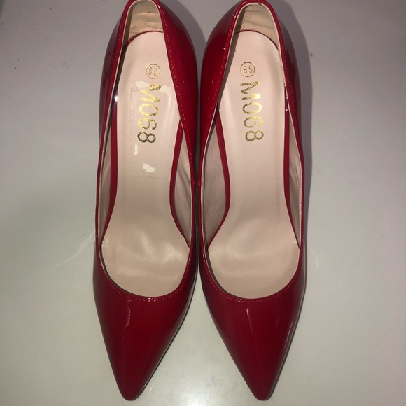 Patent leather red pump pointy heels 👠 - Picture 2 of 7